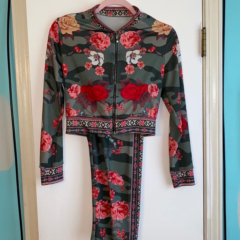 Women’s Matching Set Track Suit